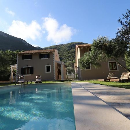 Theonymfi Luxury Villas Doukádes المظهر الخارجي الصورة