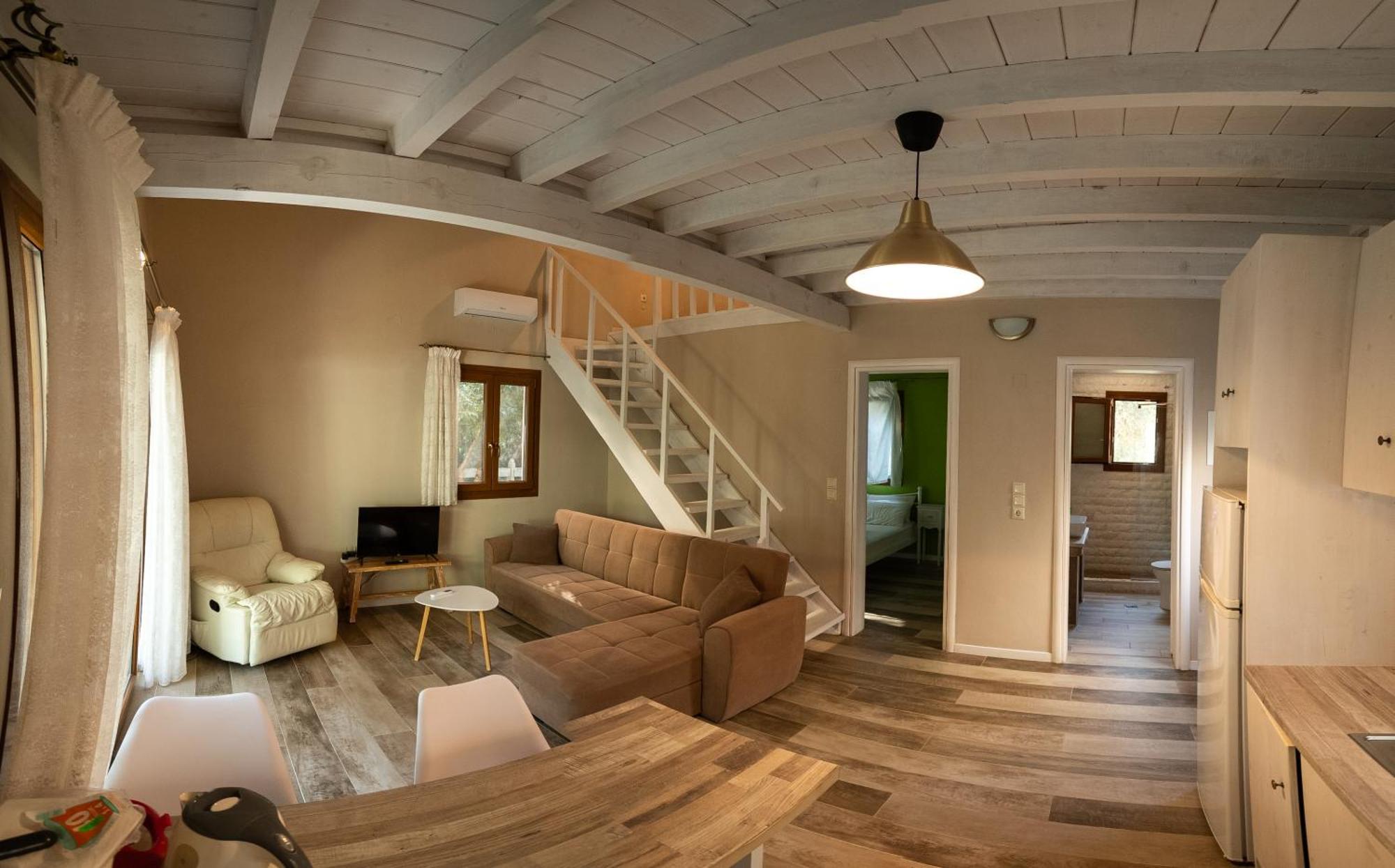 Theonymfi Luxury Villas Doukádes الغرفة الصورة